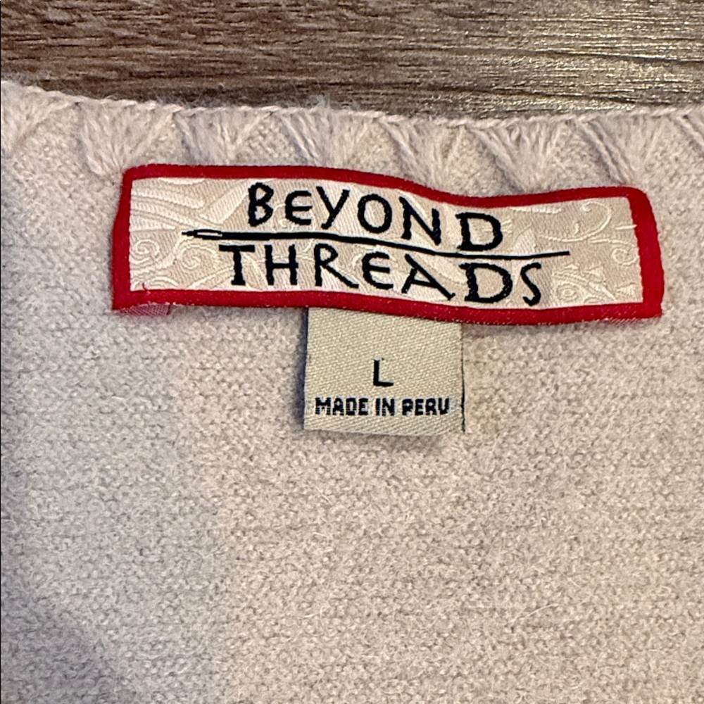 Beyond Threads Tabs Alpaca Cardigan Size L - Picture 4 of 9